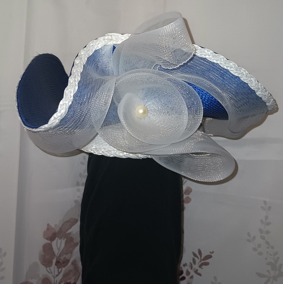 Fashion Hat - Picture 1 of 6